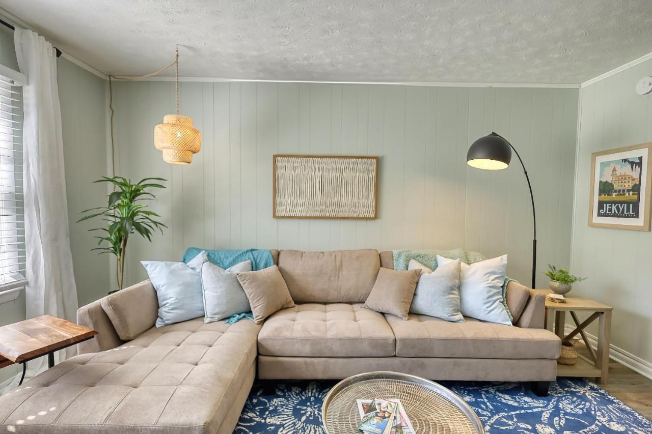 Coastal Cottage 1/2 Mile From Covington Square Екстер'єр фото